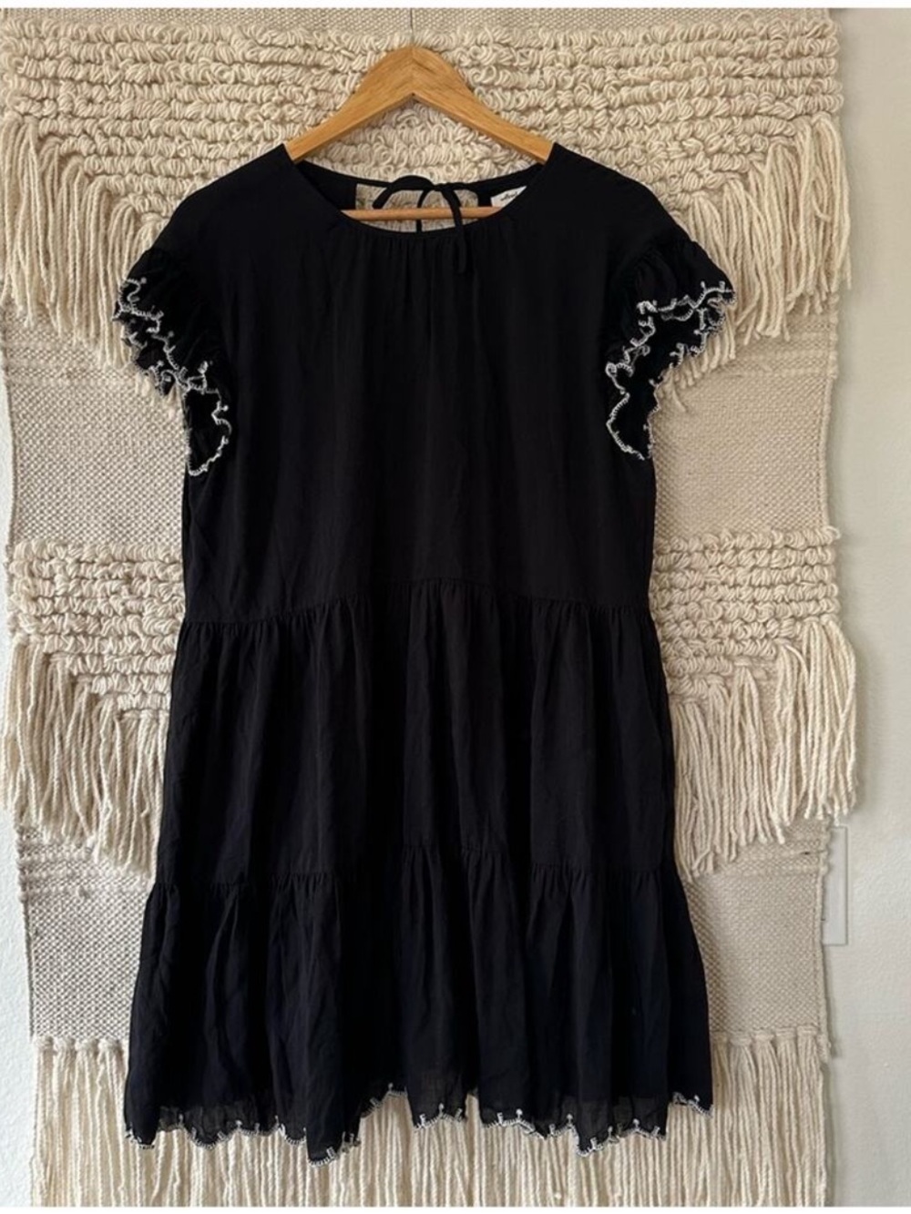 Aritzia Wilfred Embroidered Sidonie Dress
